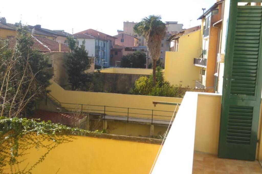 A Due Passi Dal Treno Appartement Pisa Buitenkant foto
