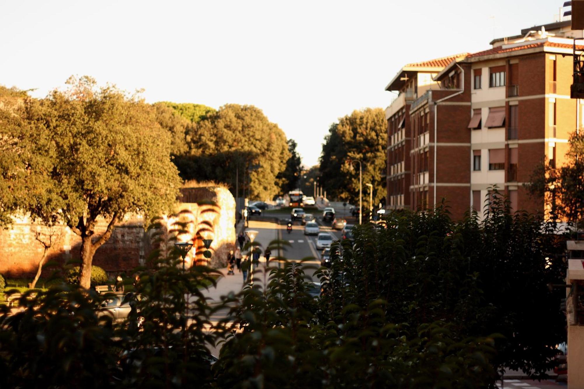 A Due Passi Dal Treno Appartement Pisa Buitenkant foto
