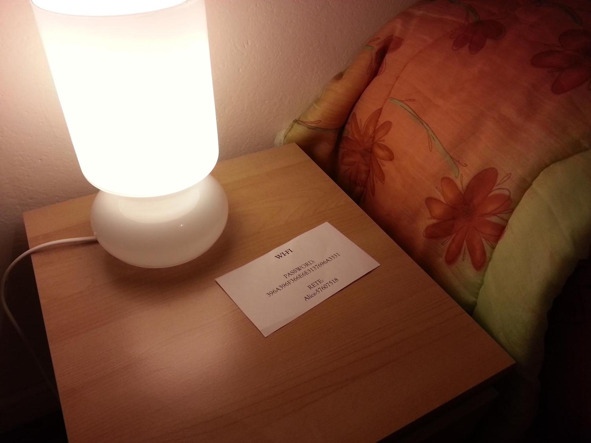 A Due Passi Dal Treno Appartement Pisa Buitenkant foto