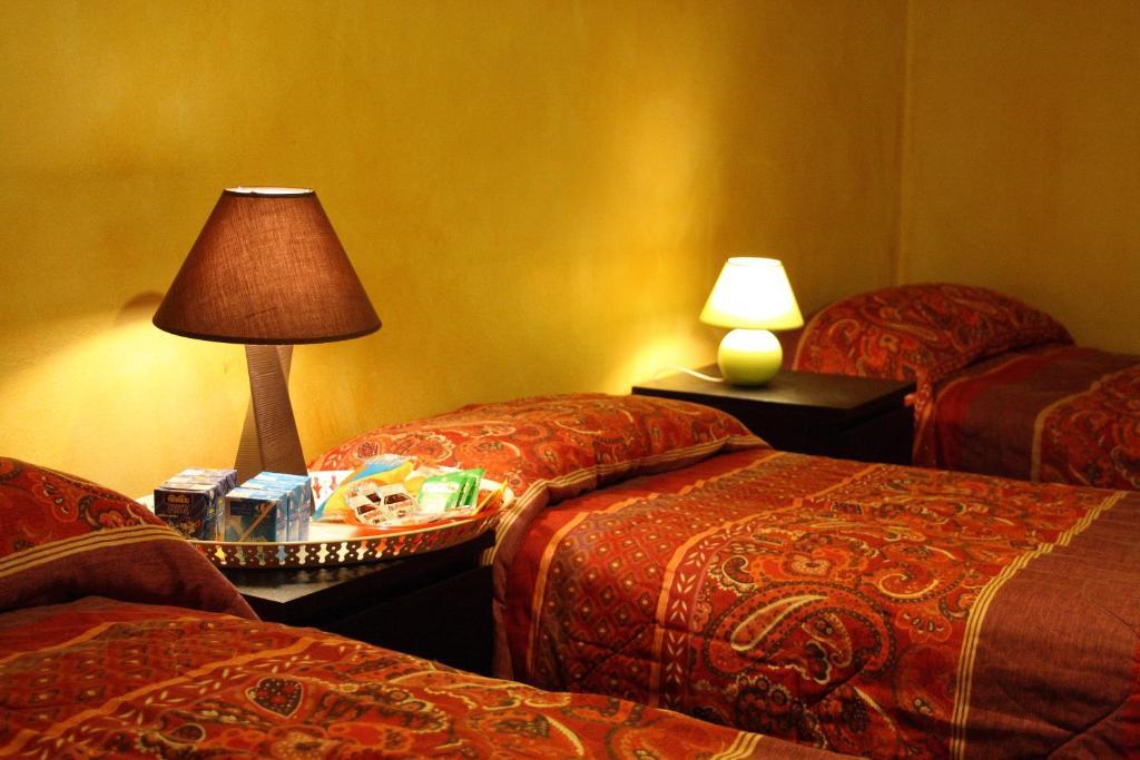A Due Passi Dal Treno Appartement Pisa Kamer foto